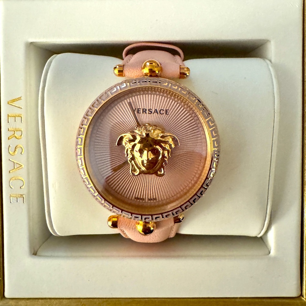 Authentic Versace palazzo baby pink watch new
